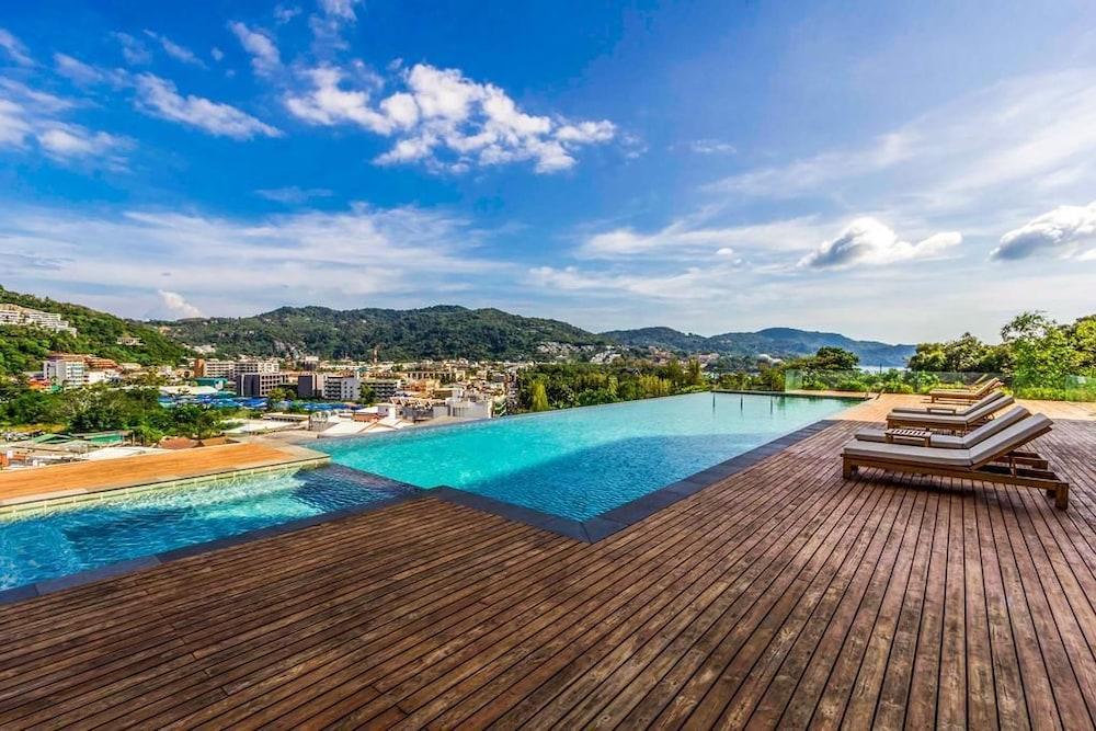 Q Conzept Condominium Karon Exterior photo