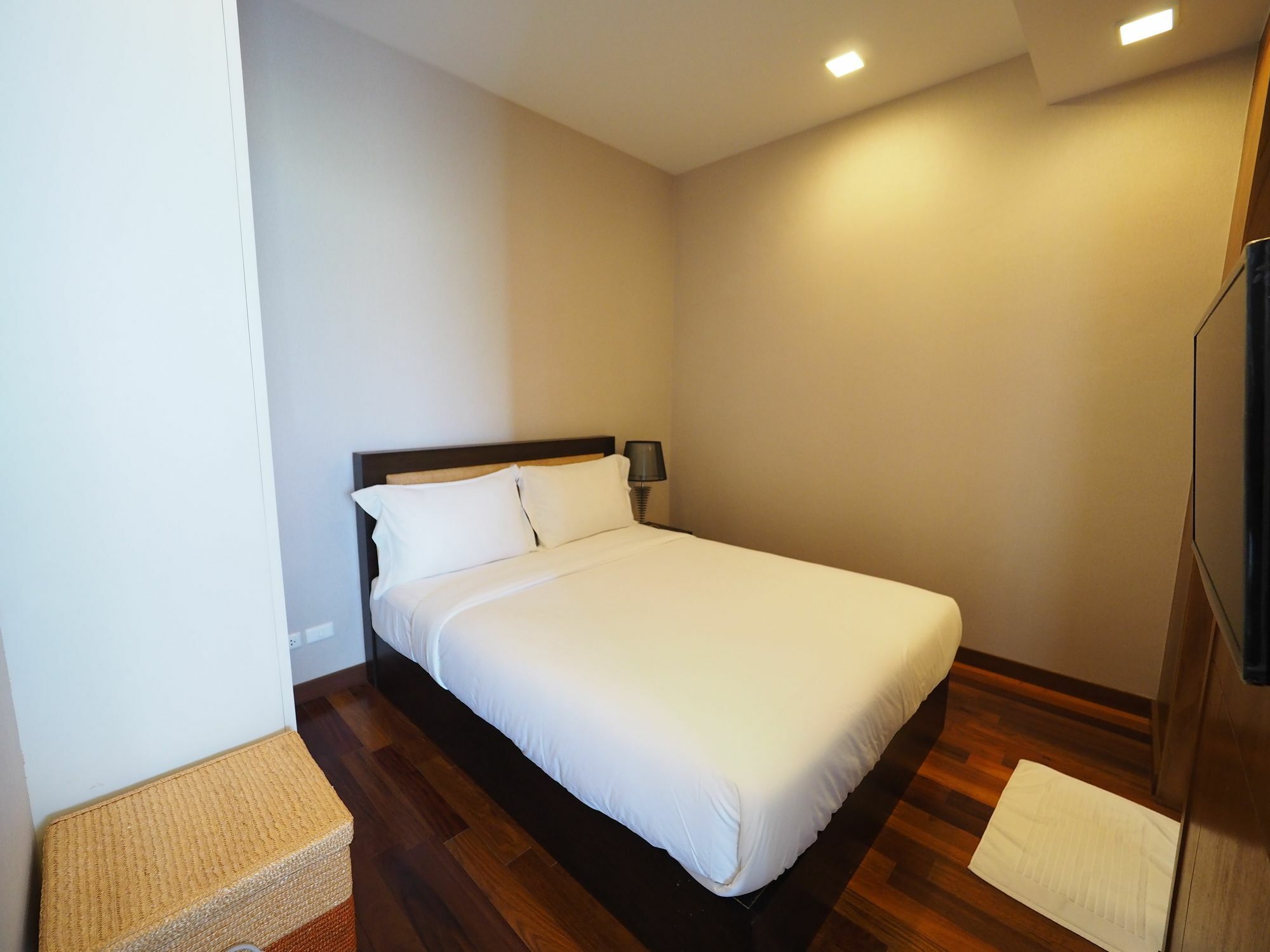 Q Conzept Condominium Karon Exterior photo
